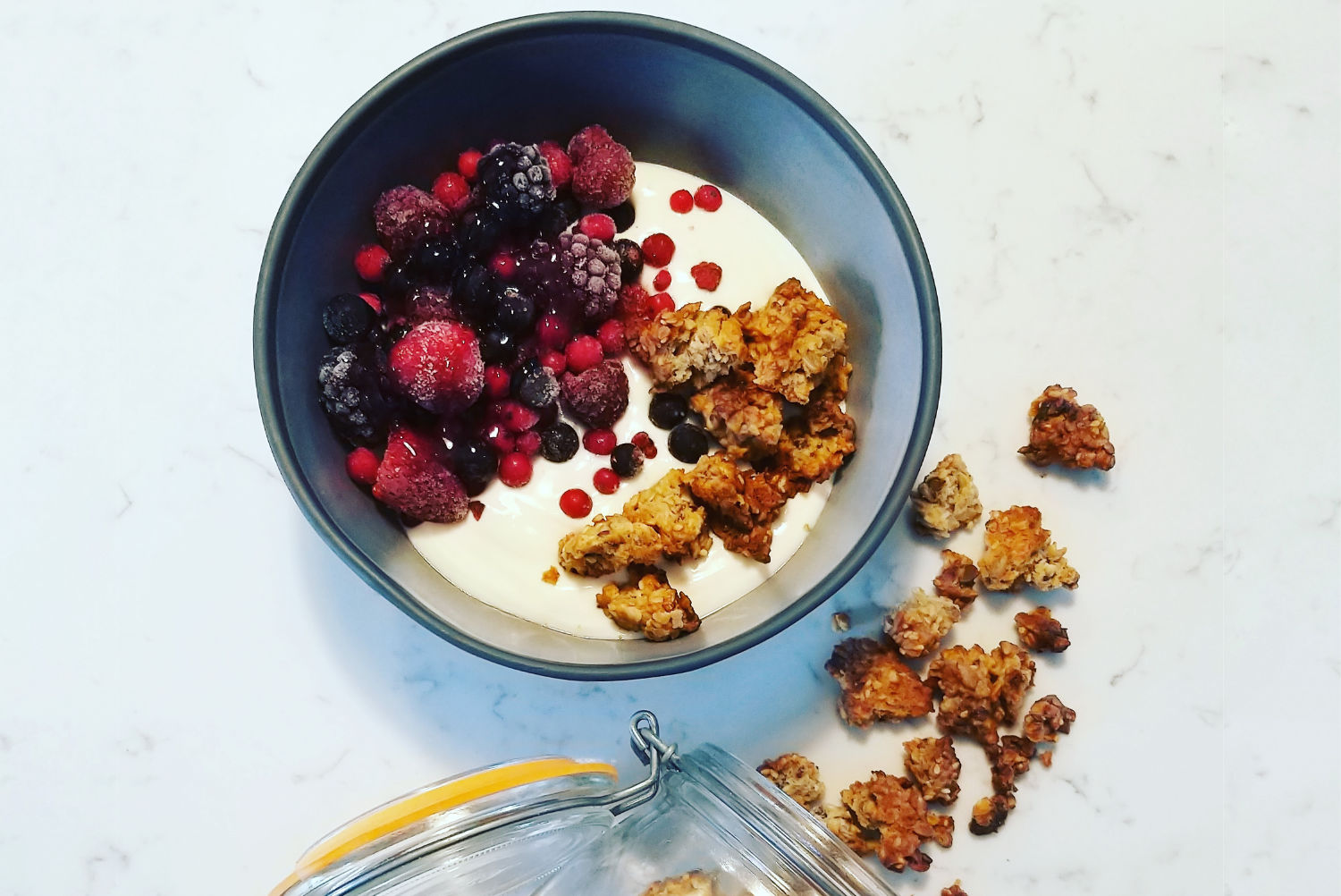banana-tahini-granola-1500