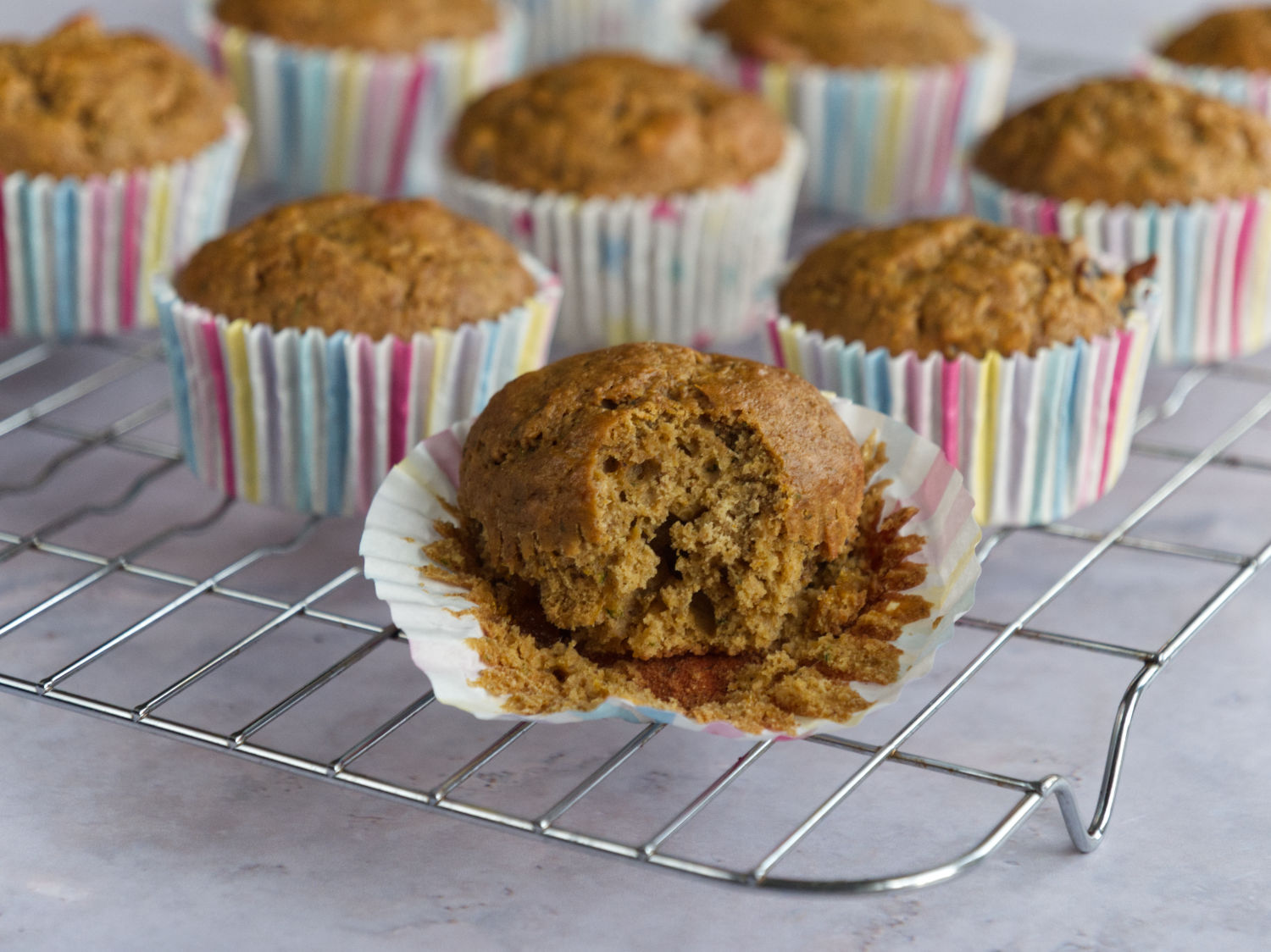 cinnamon-apple-muffins-1500